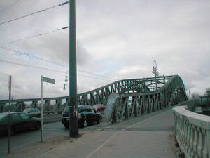 Die Böse-Brücke, wo die Mauer zuerst fiel